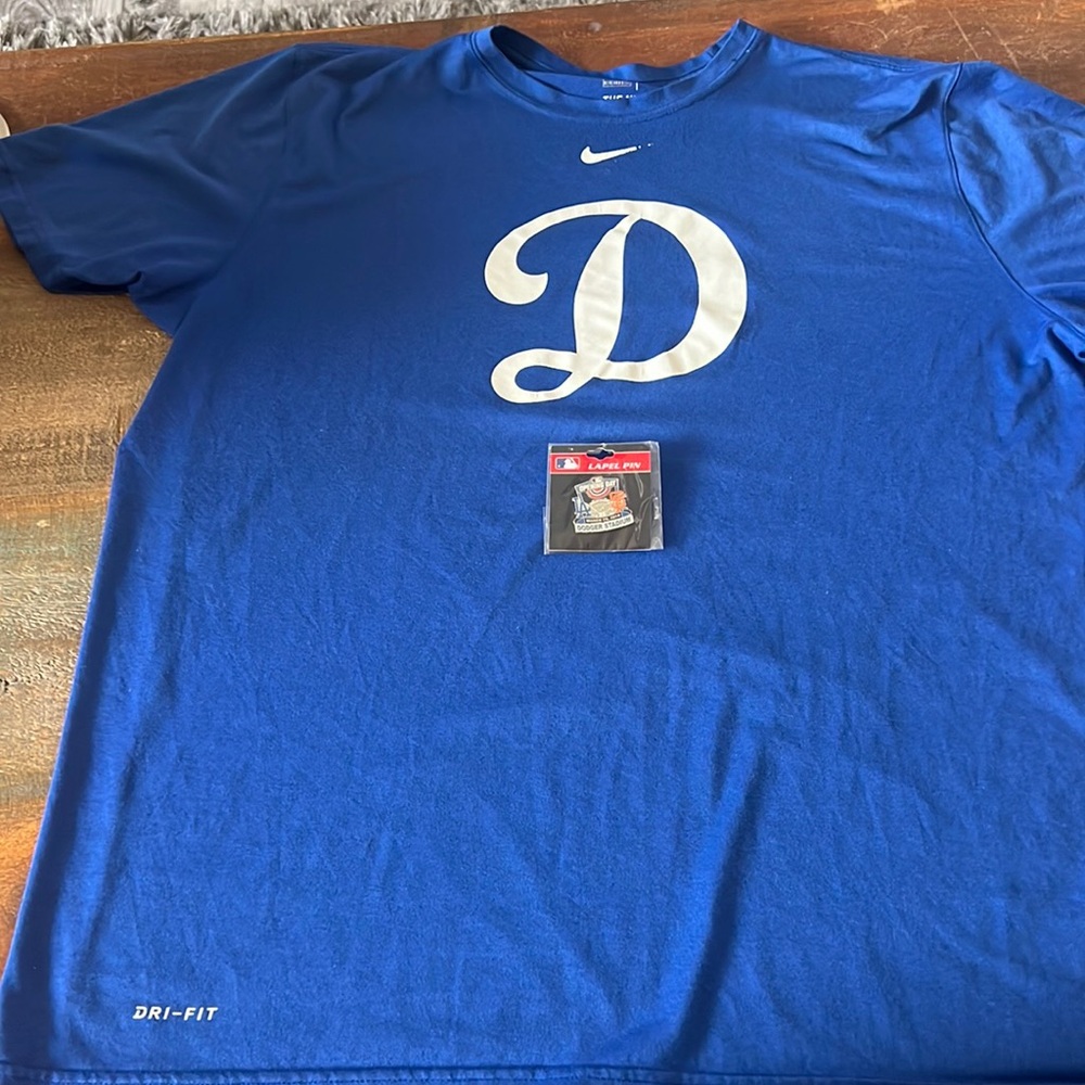 Nike LA Dodger Dri Fit TShirt XXL w/Lapel pin